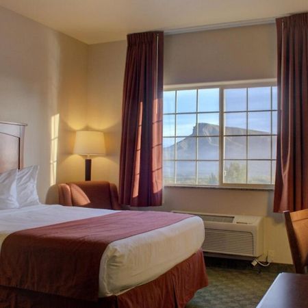 Allington Inn & Suites Kremmling Екстериор снимка