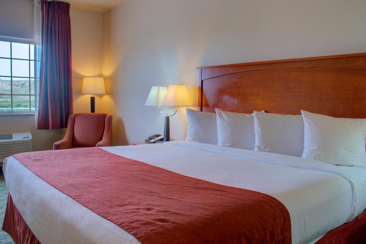 Allington Inn & Suites Kremmling Екстериор снимка