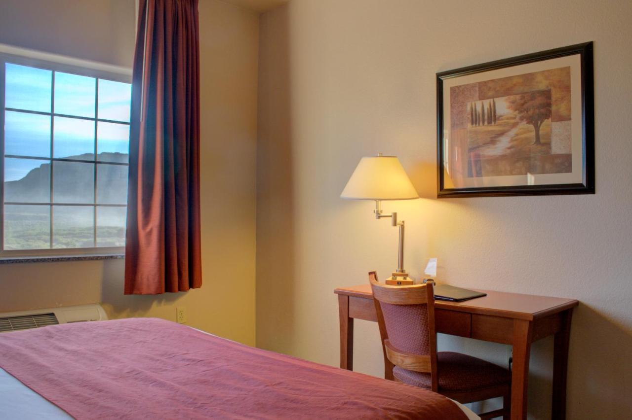 Allington Inn & Suites Kremmling Екстериор снимка